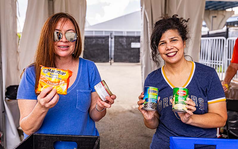 REDO CABINETS SUPPORTS NORTHCOTT NEIGHBORHOOD HOUSE FOOD DRIVE
