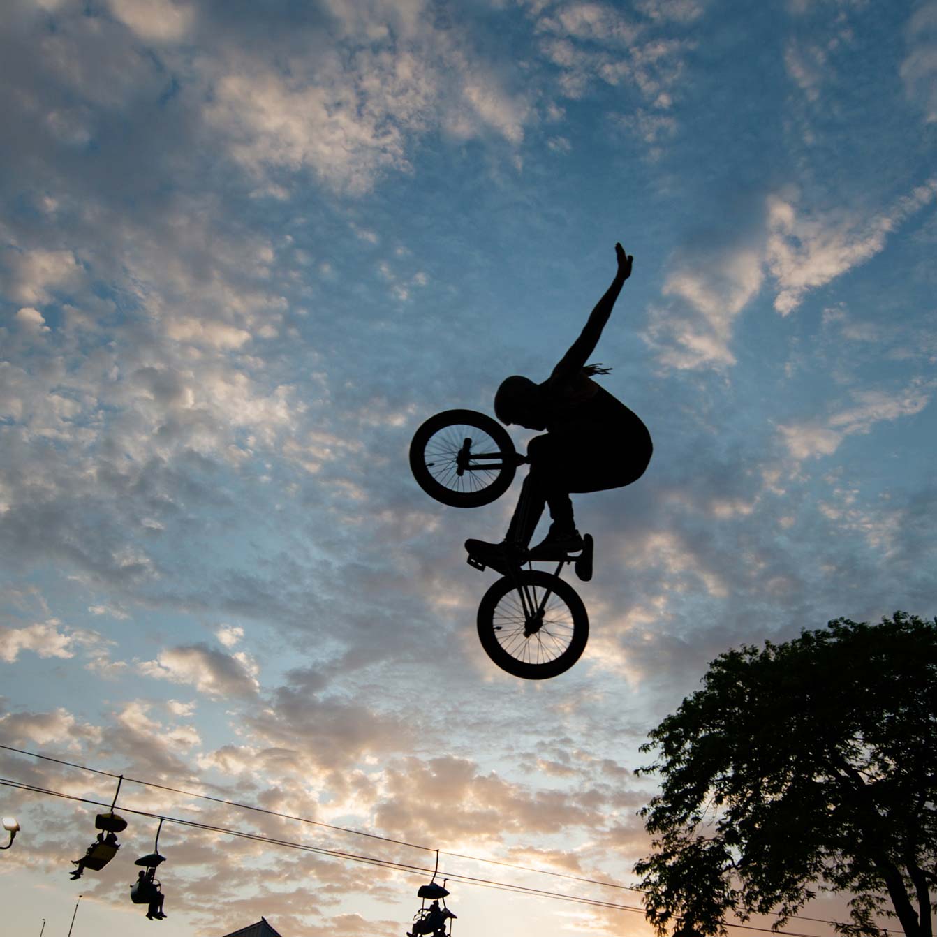 DIVISION BMX FULL THROTTLE ON THE 4TH