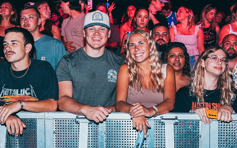 Fans upfront in the Uline Stage Pit